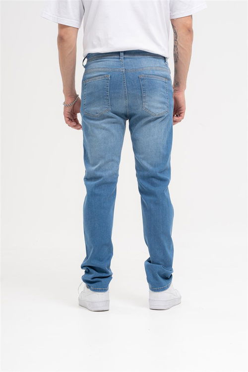 228 - SLIM FIT CON ROTURAS 