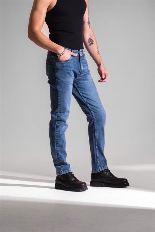 244 - SLIM FIT 